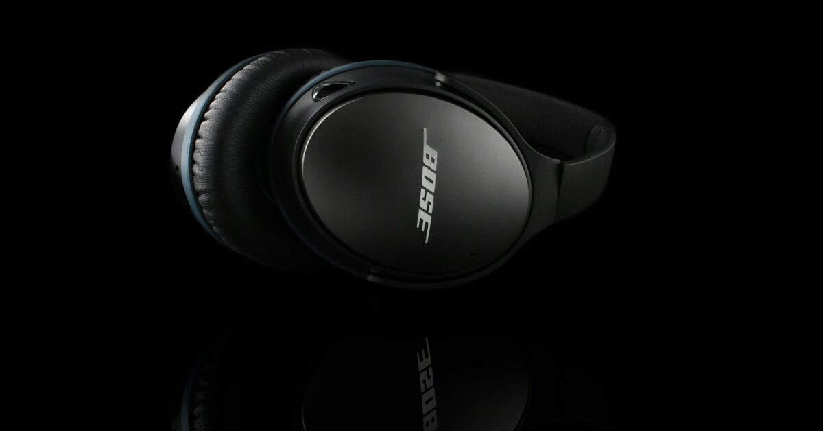How to disconnect Bose headphones?