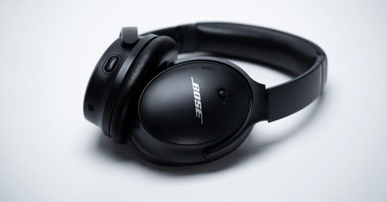 Are Bose Noise Cancelling 700 Headphones Waterproof?